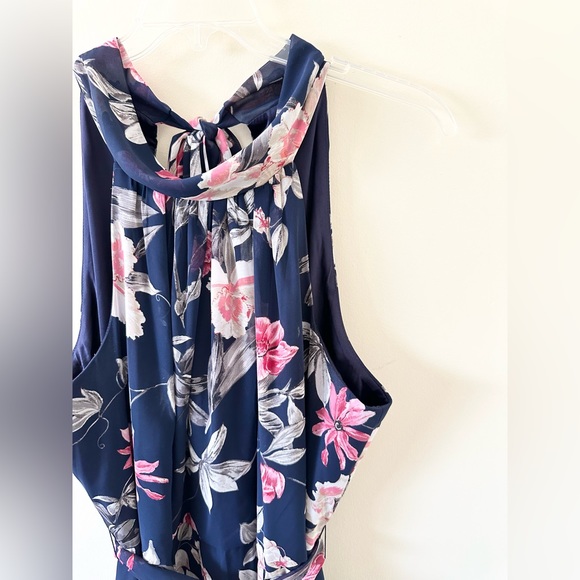 Plus Size ✨ Eliza J Floral Tiered Halter Maxi Gown with Tie Neck Detail Size 18 - Picture 7 of 12